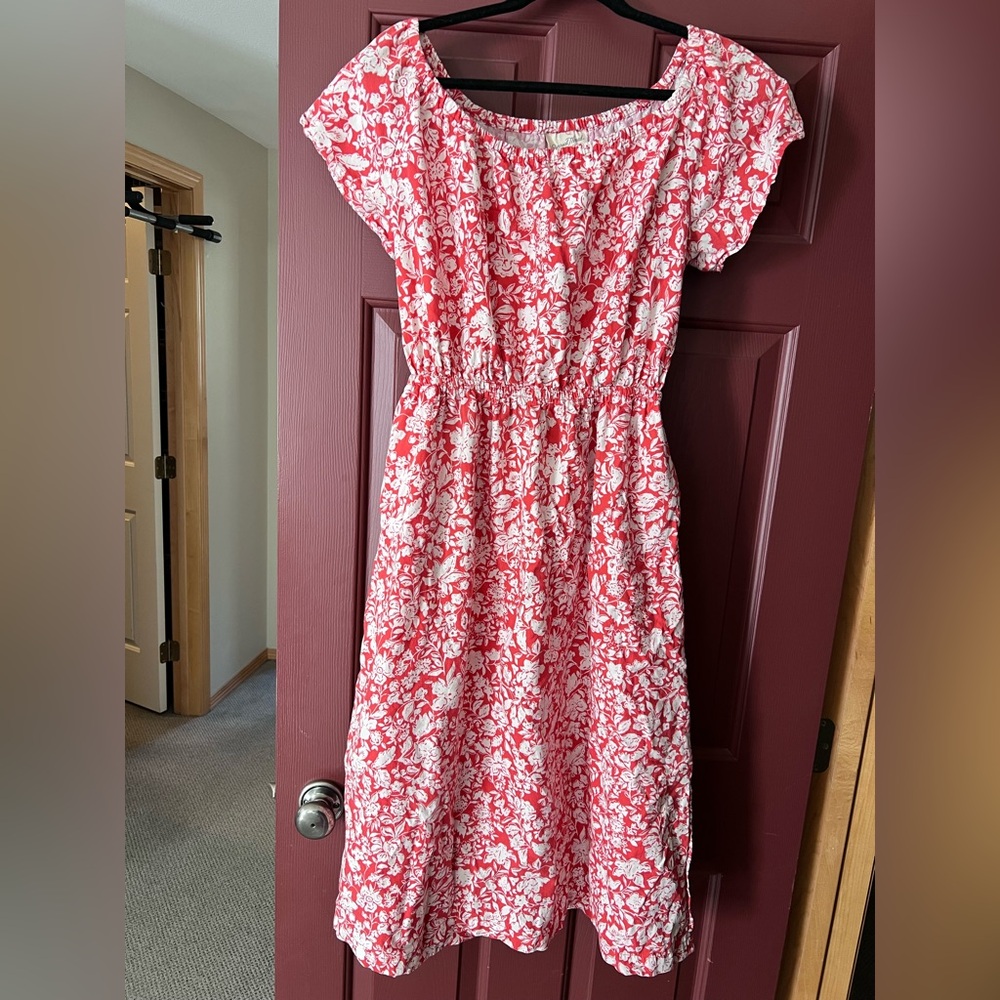 Summer midi dress with cinched waist